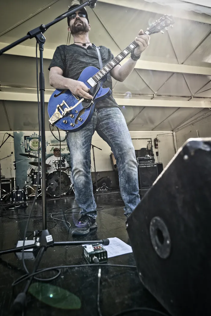 Michael Lander: Live at Taste of Saskatchewan, blue electric guitar